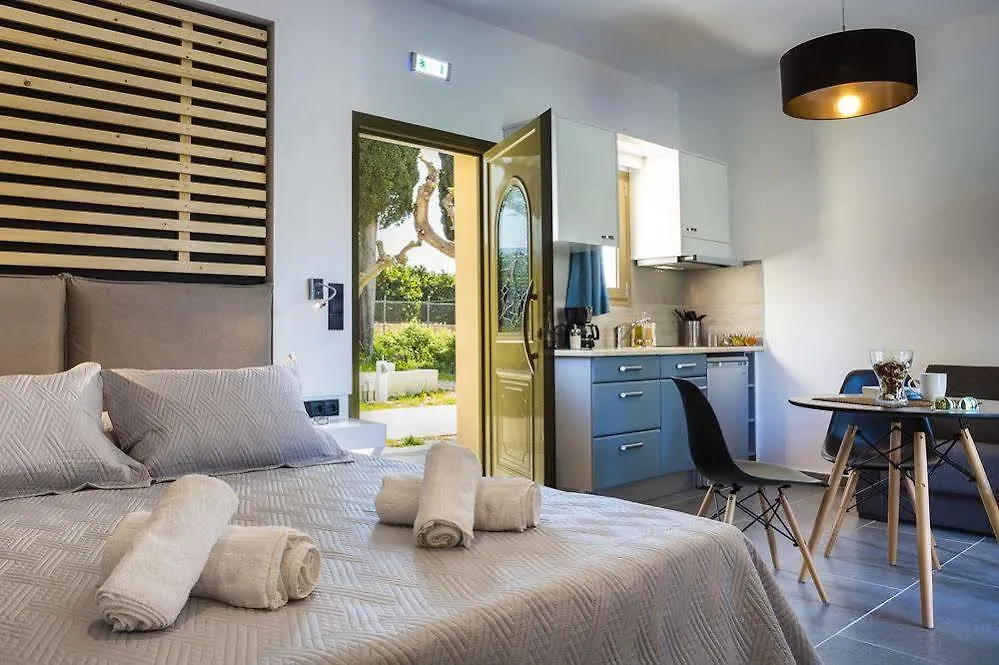 Cypress Garden Villas Mousata