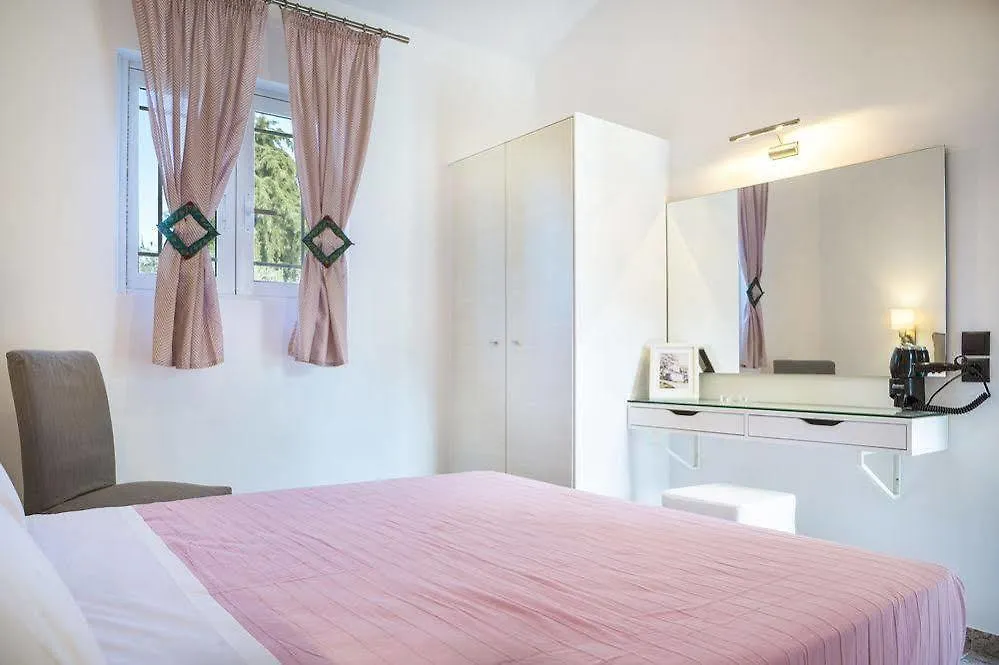 Cypress Garden Villas Mousata 3*,  Greece