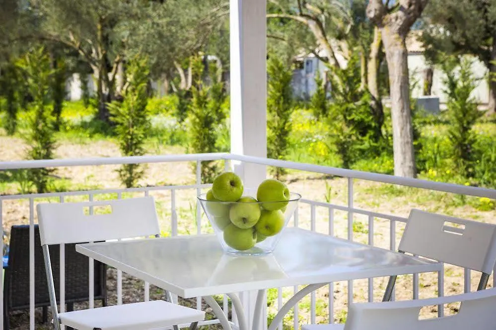 Cypress Garden Villas Mousata Greece