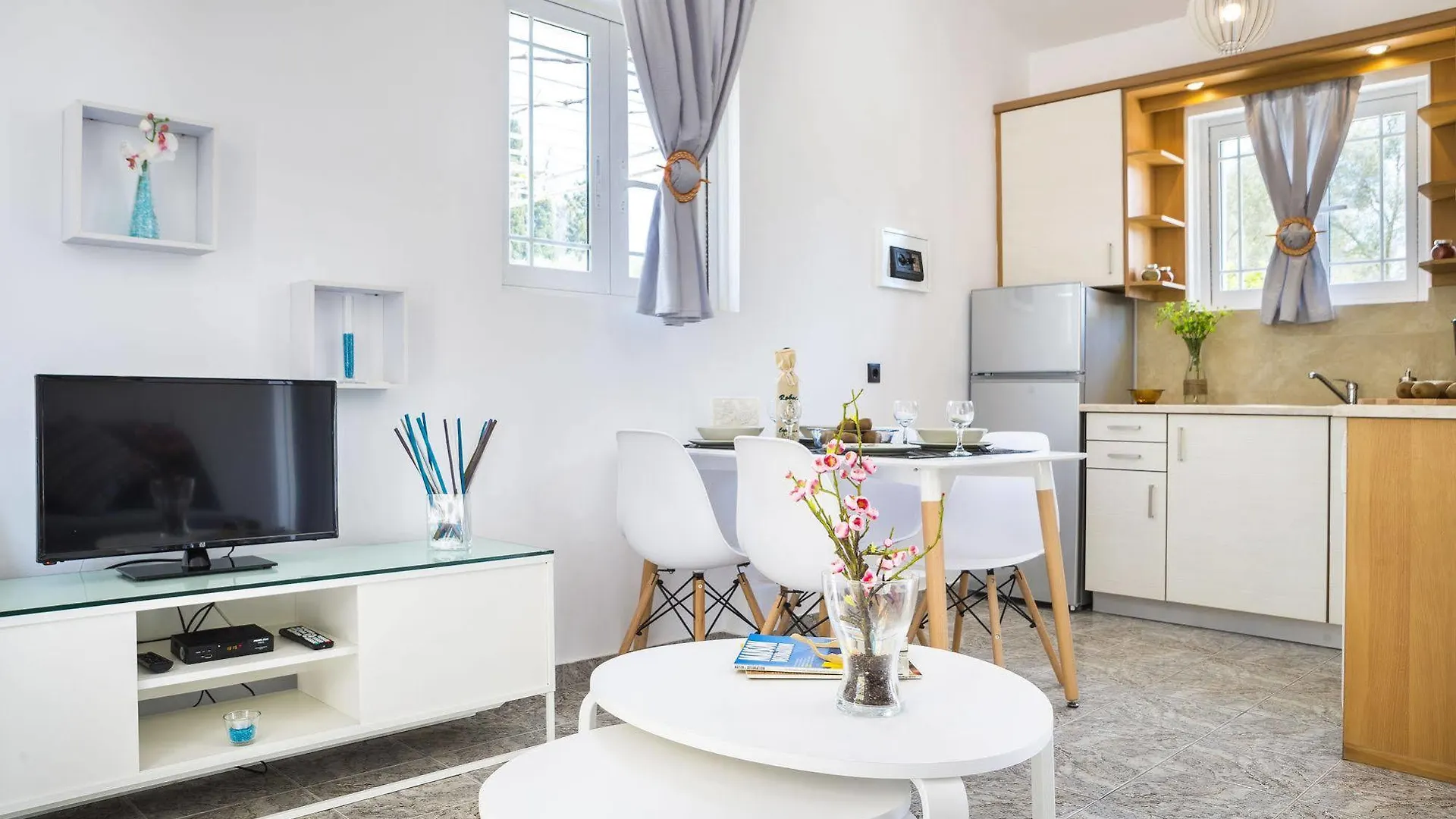 Hotel Cypress Garden Villas Mousata