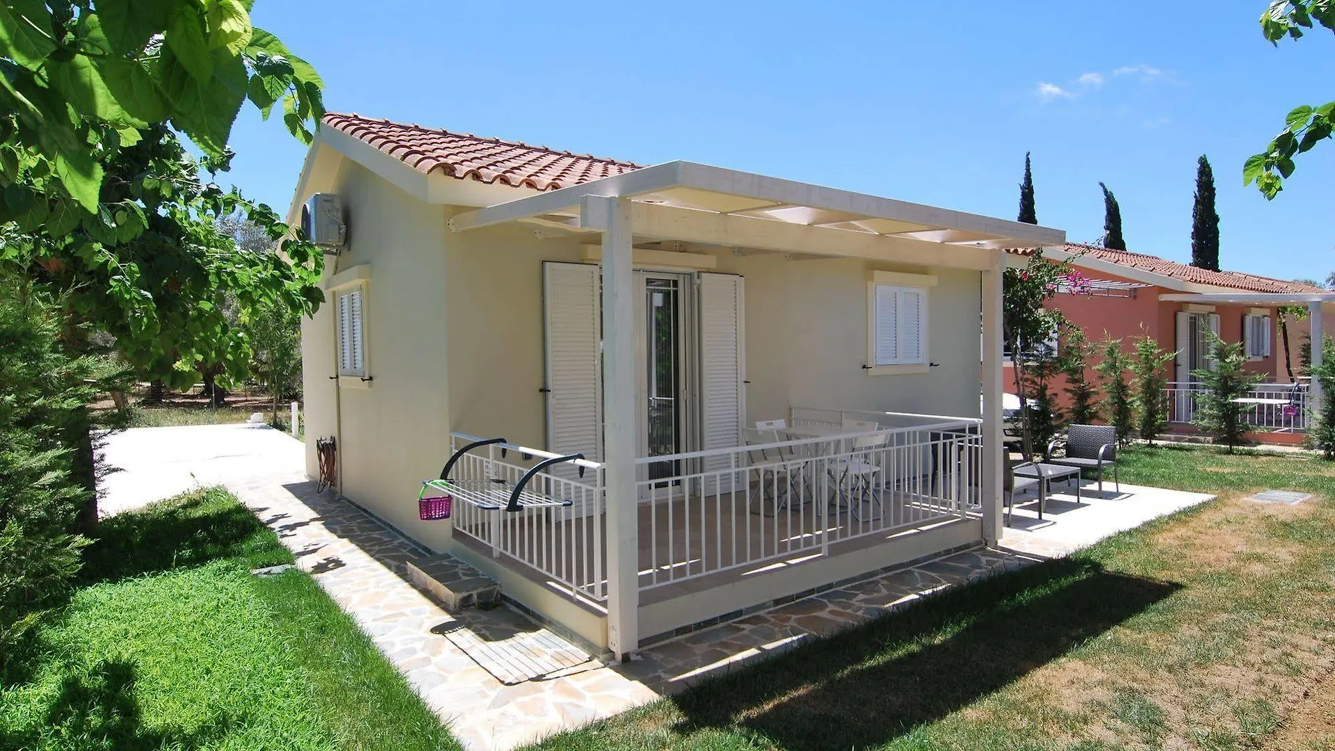 Hotel Cypress Garden Villas Mousata