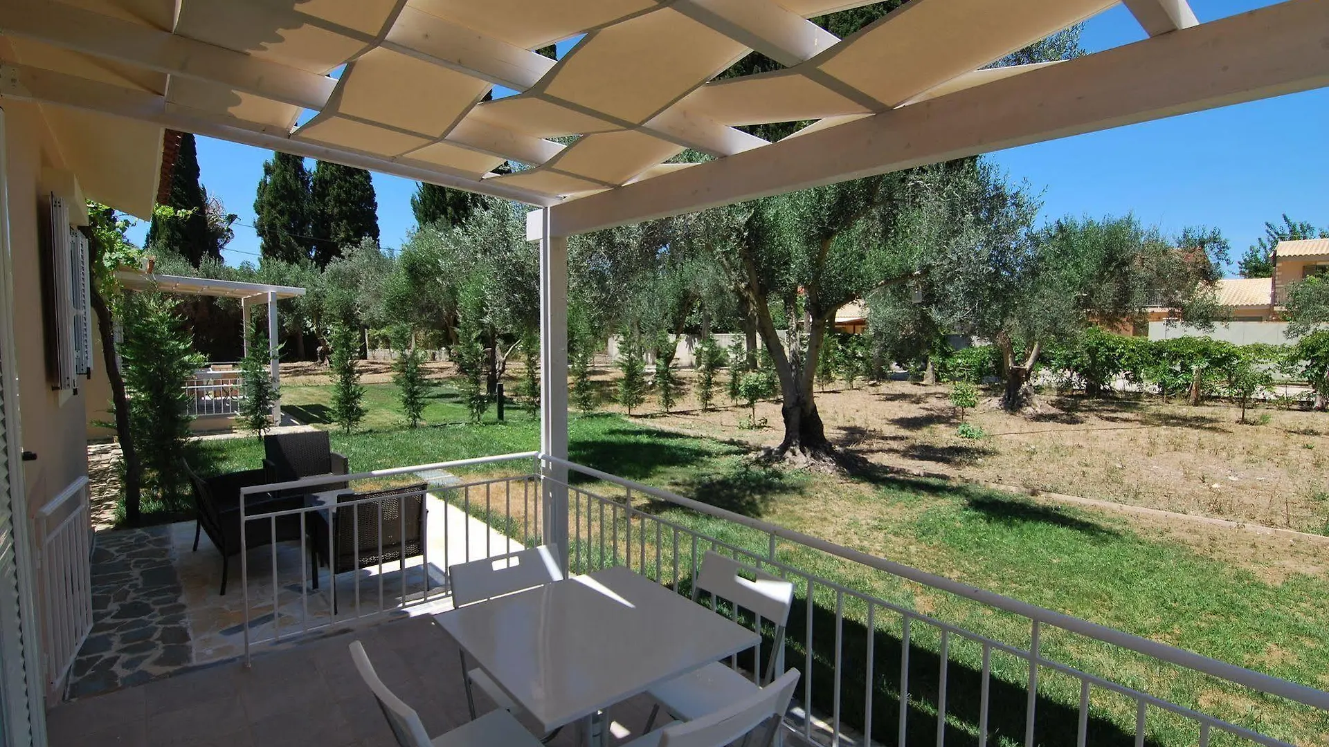 *** Hotel Cypress Garden Villas Mousata Greece